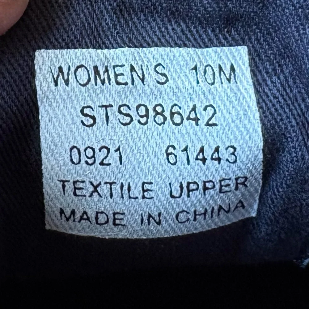 Sperry NWOT Blue Canvas Shoes with Rawhide Leather Laces w Signature Barrel Ties - Picture 7 of 7